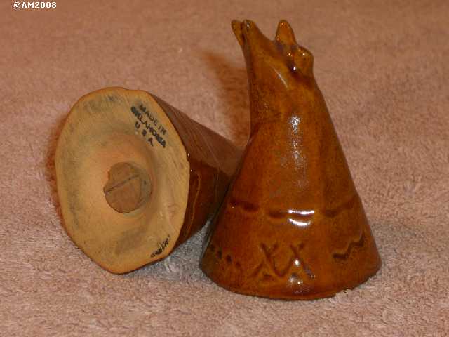 Teepee shakers glazed Osage brown